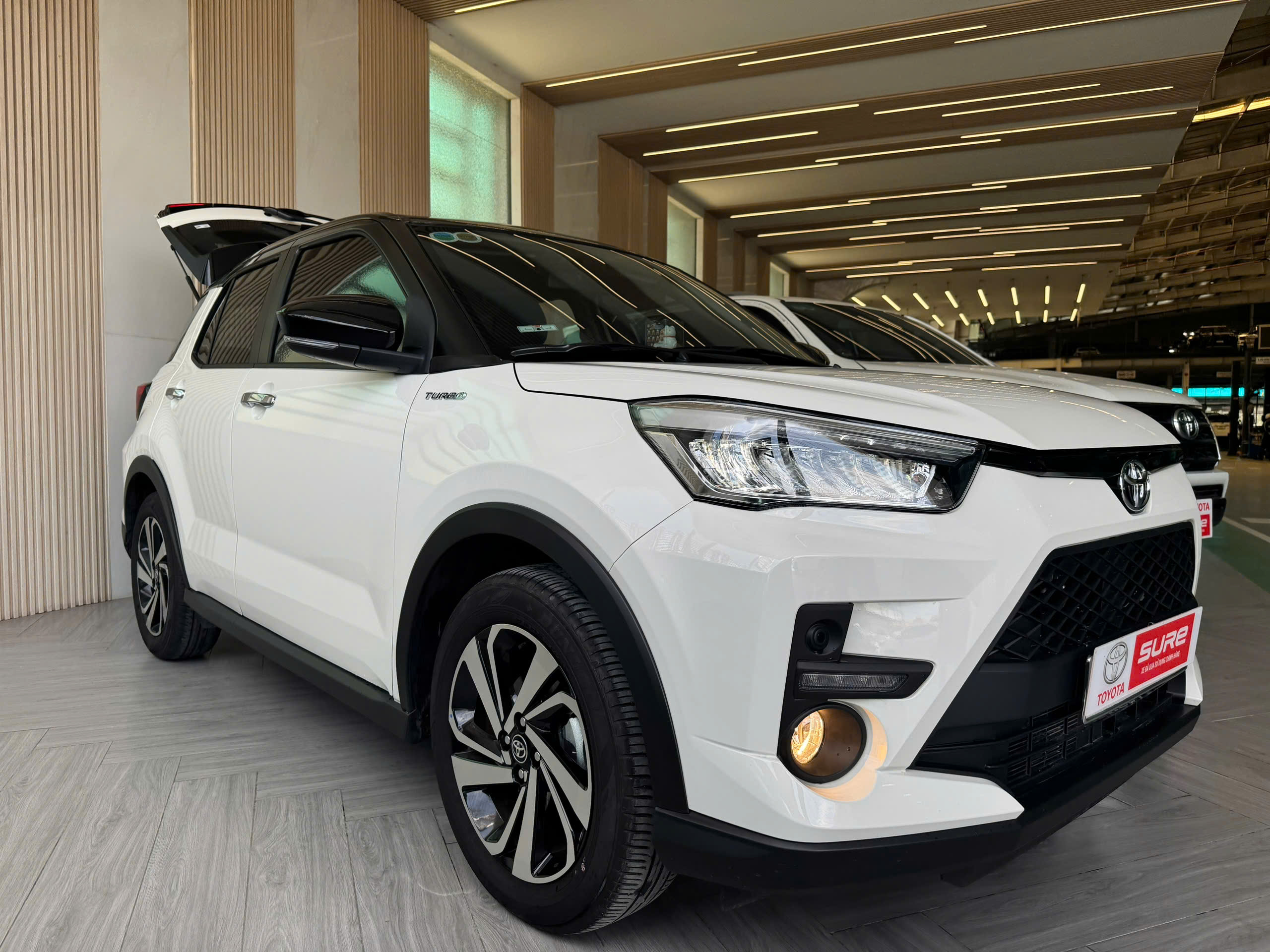 Raize 1.0 Turbo 2024